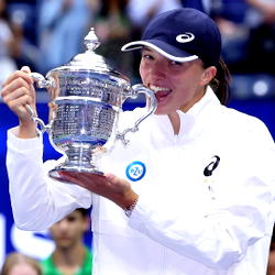 Swiatek beats Jabeur to win first US Open title