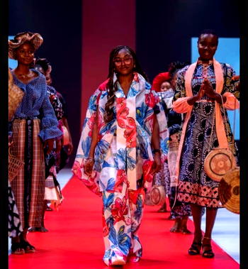 Dexy creation shines at AFWN with AFARA collection