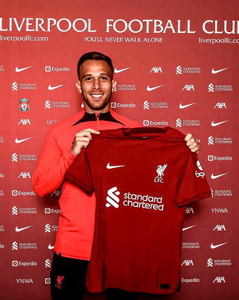 Liverpool sign Arthur from Juventus on loan