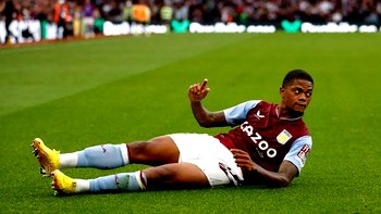 Bailey’s rocket help Aston Villa share points with Man City