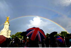 Queen’s death: Rainbow appears at Buckingham Palace
