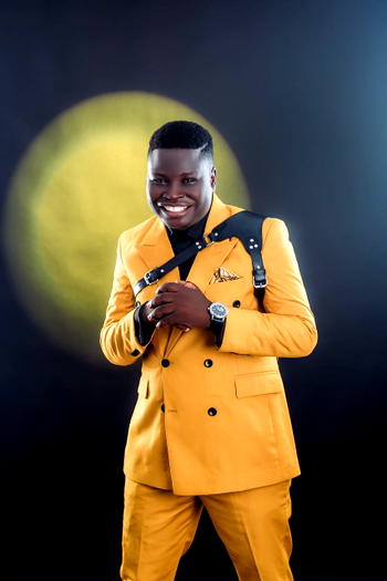 Review: Tosin Bee – A definition of musical excellence