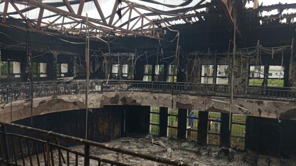 WhatsApp Image 2022 10 10 at 11.51.04 AM [Photos] Fire guts Kogi Assembly complex