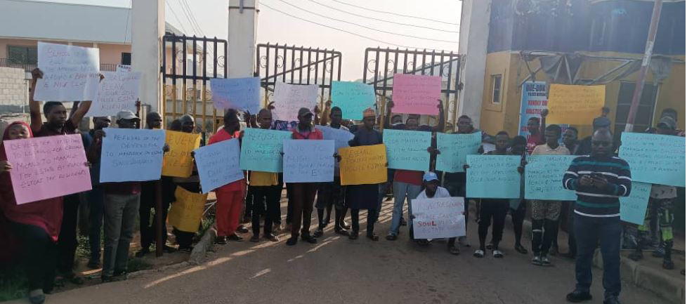 Abuja Police Estate residents protest distortion of approved master plan