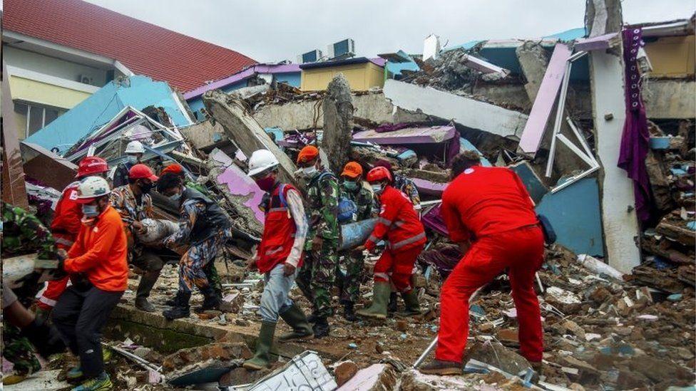 Earthquake kills over 40, injures many in Indonesia -