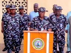 Police arrest man for raping 14-year-old