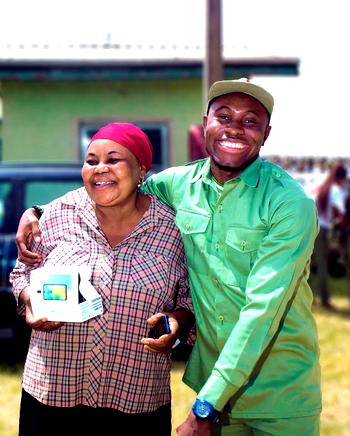 Ex-corps member donates smartphone to NYSC staff