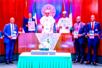 [Updated] Buhari unveils new Naira notes