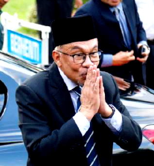 Anwar Ibrahim named new Malaysian PM