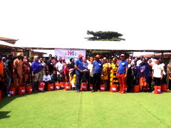 Foundation donates food items, clothing materials to Edo North, Central residents