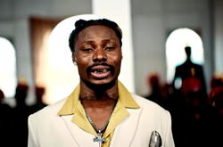 Asake pays tribute to two concert’s deceased fans in London