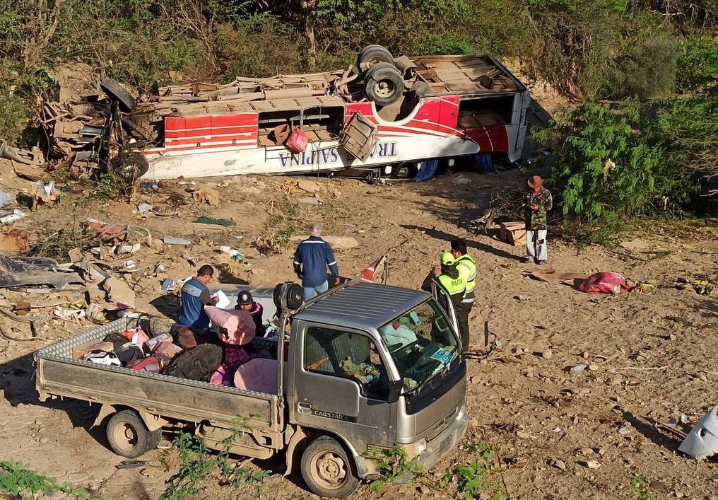 Bus plunges off cliff in Bolivia, 11 dead
