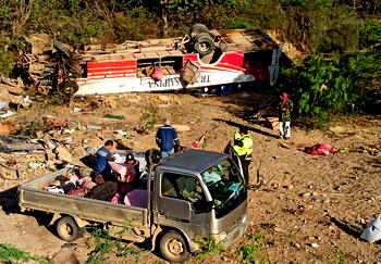 Bus plunges off cliff in Bolivia, 11 dead