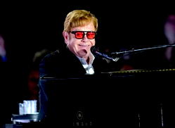 Elon Musk reacts to Elton John leaving Twitter
