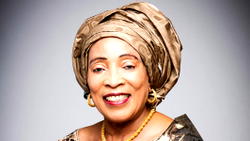 [Video] Atiku’s wife sets internet abuzz with ‘vote APC’ blunder