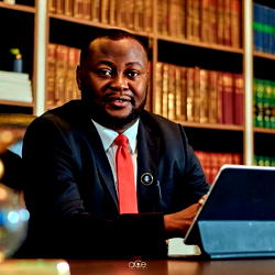 Lawyer hails Adeleke for rescinding Oyetola ‘Illegal’ actions after election loss