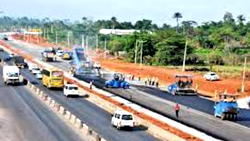20 die in Lagos-Ibadan, Mokwa highway crashes