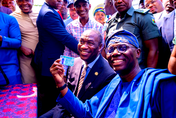 Sanwo-Olu picks PVC, charges residents to get voter cards