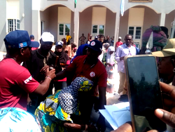 Nigerian Red Cross commences distribution of food items to flood victims in Kogi