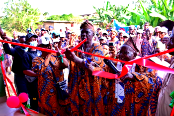 Oyo reps member commissions projects in Oluyole