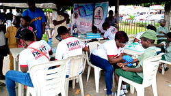 Yuletide: NGO feeds over 700 sickle cell warriors, others
