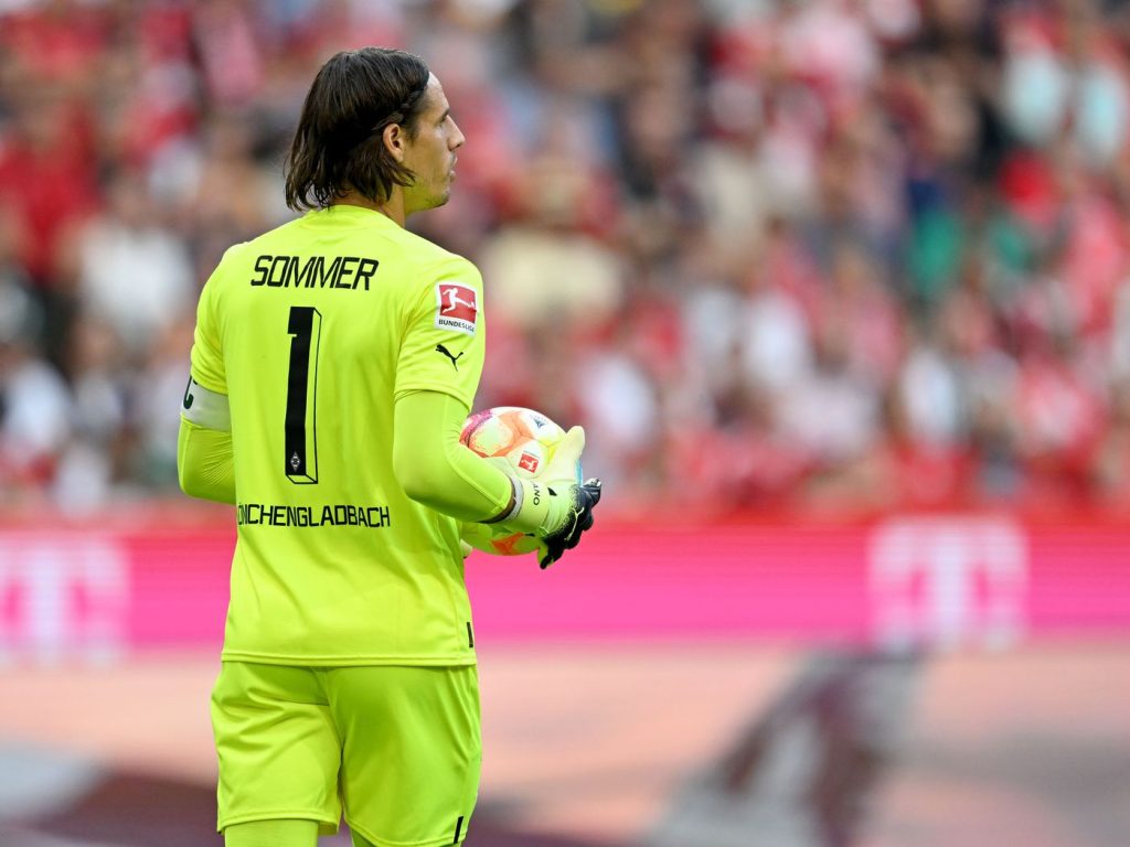 Bayern Sign Goalkeeper Yann Sommer From Gladbach To Replace Neuer ...