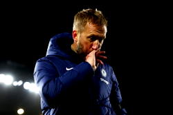 Potter’s misery mounts as Fulham beat Chelsea after Felix red card