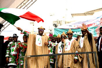G-5 govs seek support for Makinde, PDP candidates’ election