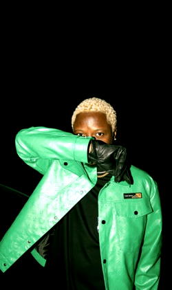 Asake’s music producer, Magicsticks survives car accident with mother