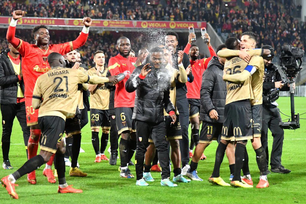 🟠 RC LENS Fans Atmosphere Celebrate Win Against PSG