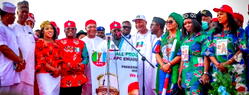 Tinubu under fire over ‘soaked sliced bread’ statement in Enugu