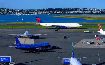 US flights grounded following computer system glitch