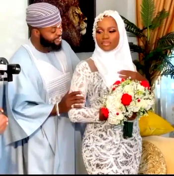 ‘Don’t force it, when love dies’ – Yomi Gold announces marriage crash