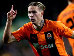 Chelsea agree £88.5m deal with Shakhtar for Arsenal target Mykhailo Mudryk