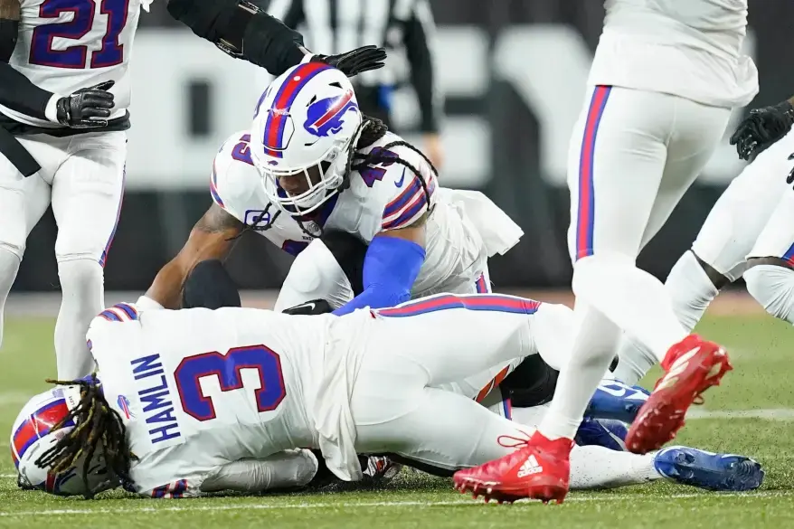 Buffalo Bills' Damar Hamlin in critical condition after collapsing in NFL  game - Vanguard News