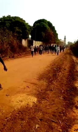 Villagers protest killings, burning of vehicles in Imo