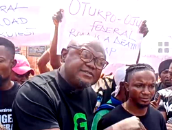 Protest in Benue over deplorable state of Oju-Otukpo Federal Highway