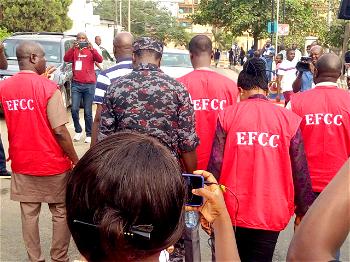 2023 gov elections: EFCC arrests 65 persons for alleged vote-buying