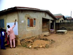 Voters arrive Unit 34, Ward 4, Oke Oniyo, Ado-Ekiti, Ekiti