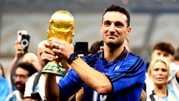 Scaloni signs new contract as Argentina coach