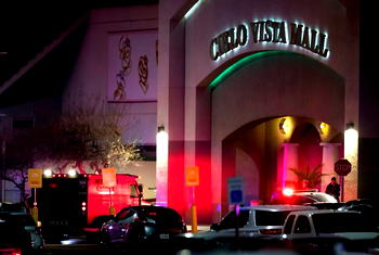 One killed, three injured in US shopping mall shooting