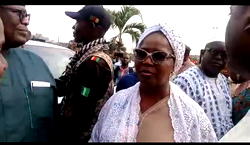 Tinubu’s daughter, Folashade arrives polling unit in Lagos