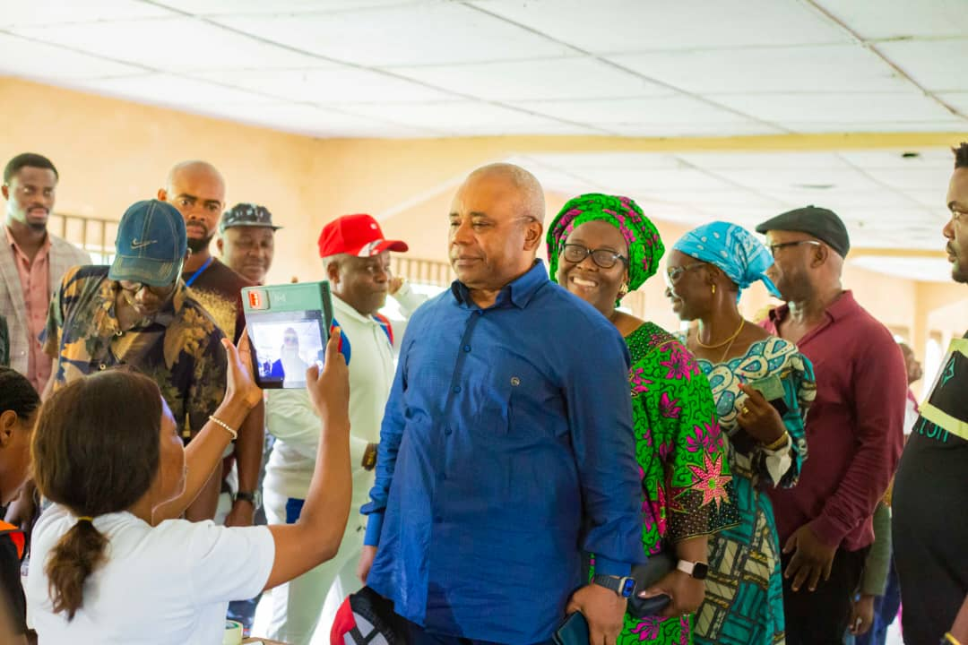 Niger Delta Minister sweeps polling unit for APC