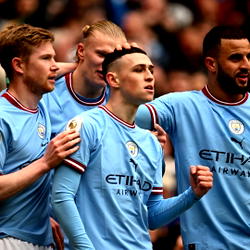 Clinical Man City defeat Newcastle to close on Arsenal