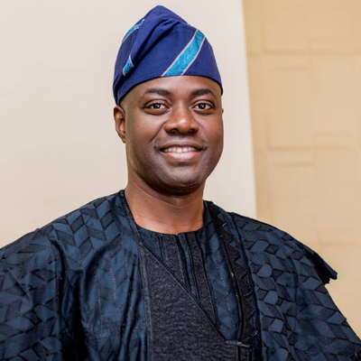 Seyi Makinde of Oyo State dances ‘Buga’ in celebration of governorship election victory