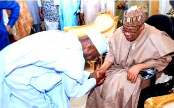 Photos: Atiku in closed-door meeting with IBB, Abdulsalami