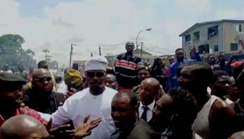 [Video] Rhodes-Vivour donates N15m to victims of burnt Ajegunle spare parts market