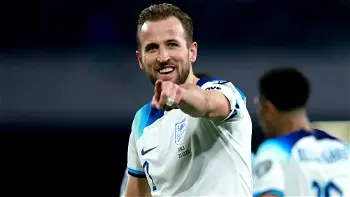 Kane breaks England’s goalscoring record in 2-1 win over Italy