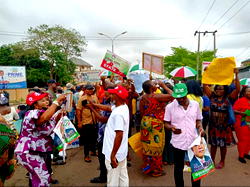 Labour Party supporters besiege Enugu INEC office, say Edeoga won