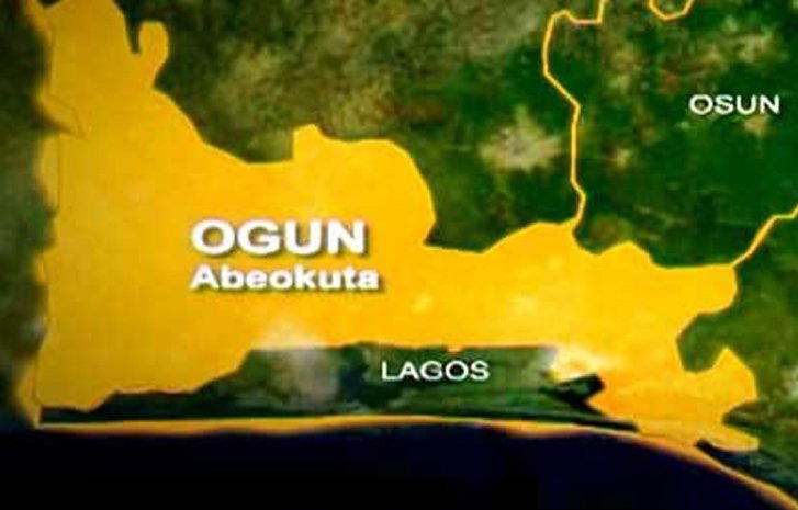 Hoodlums steal car with 3-year-old boy inside in Ogun